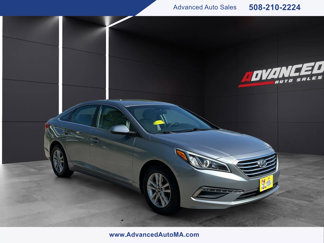 Used 2015 Hyundai Sonata SE image 1