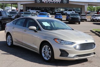 Used 2019 Ford Fusion SE image 1