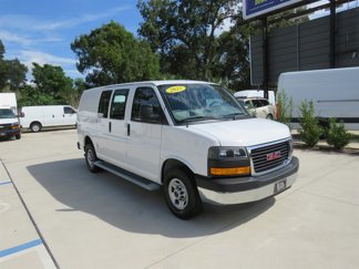 Used 2022 GMC Savana 2500 w/ Driver Convenience Package image 1