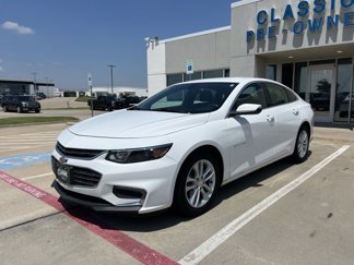 Used 2018 Chevrolet Malibu LT image 1