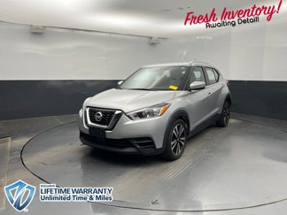 Used 2020 Nissan Kicks SV image 1