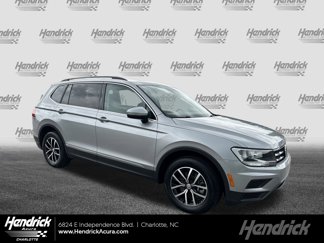 Used 2021 Volkswagen Tiguan SE w/ Panoramic Sunroof Package image 1