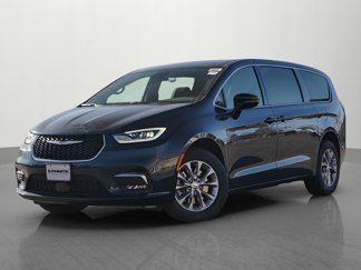 New 2025 Chrysler Pacifica Select image 1