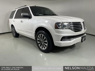 Used 2016 Lincoln Navigator Select image 1