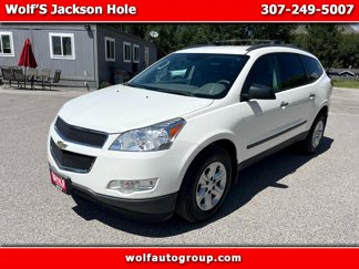 Used 2010 Chevrolet Traverse LS image 1