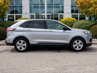Used 2020 Ford Edge SE image 1
