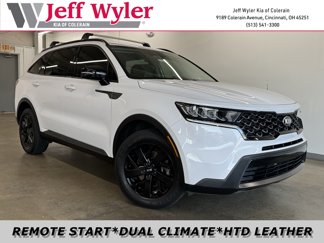 Used 2021 Kia Sorento S image 1