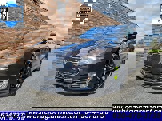 Used 2016 Tesla Model S 70D image 1