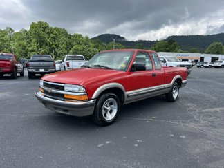 Used 1999 Chevrolet S10 Pickup LS w/ Preferred Equipment Group image 1
