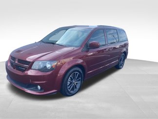 Used 2017 Dodge Grand Caravan GT image 1