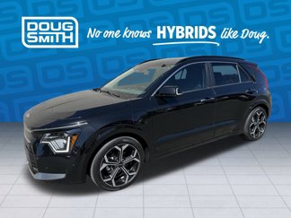Used 2023 Kia Niro SX Touring image 1