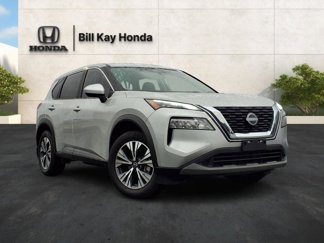 Used 2023 Nissan Rogue SV image 1