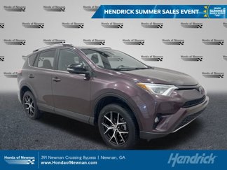 Used 2017 Toyota RAV4 SE image 1