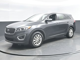 Used 2018 Kia Sorento LX image 1