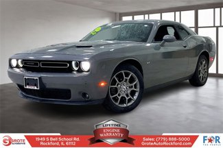 Used 2017 Dodge Challenger GT image 1