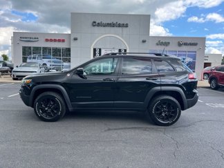 Used 2022 Jeep Cherokee Trailhawk w/ Trailer Tow Group image 1