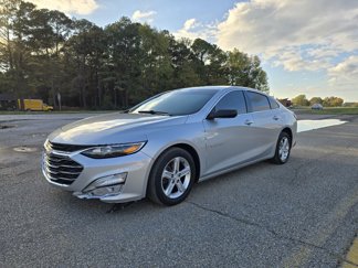 Used 2019 Chevrolet Malibu LS image 1