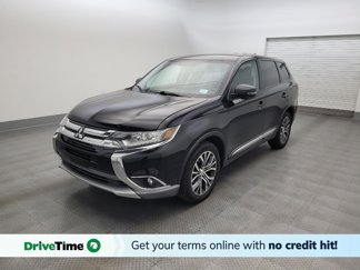 Used 2017 Mitsubishi Outlander SE image 1