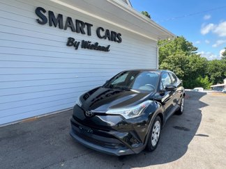 Used 2019 Toyota C-HR LE image 1
