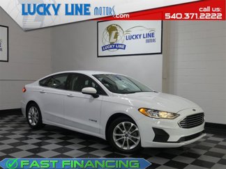 Used 2019 Ford Fusion SE image 1
