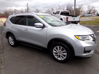 Used 2018 Nissan Rogue SV image 1