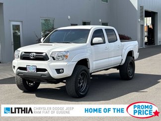 Used 2012 Toyota Tacoma PreRunner image 1