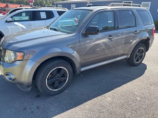Used 2012 Ford Escape XLT image 1