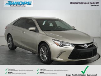 Used 2017 Toyota Camry SE image 1