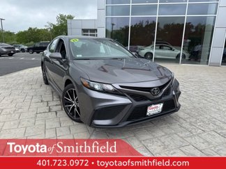 Used 2022 Toyota Camry SE image 1