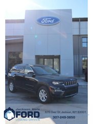 Used 2023 Jeep Grand Cherokee Limited image 1