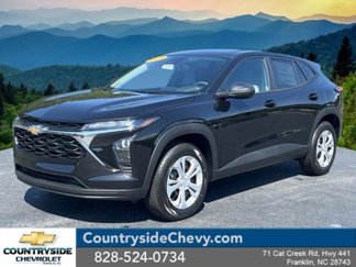 New 2025 Chevrolet Trax RS w/ Sunroof Package image 1