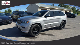 Used 2017 Jeep Grand Cherokee Altitude image 1