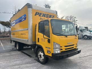 Used 2019 Isuzu NPR image 1