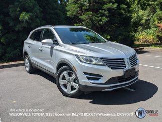 Used 2017 Lincoln MKC Premiere image 1