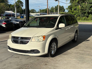 Used 2013 Dodge Grand Caravan SXT image 1