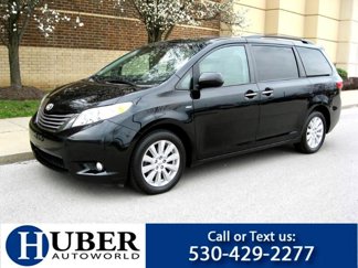 Used 2017 Toyota Sienna XLE image 1