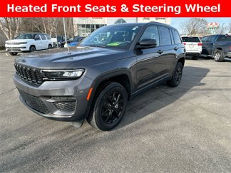 Certified 2024 Jeep Grand Cherokee Altitude image 1