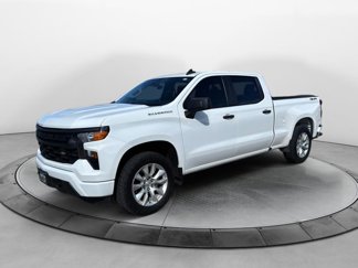 Used 2022 Chevrolet Silverado 1500 Custom image 1