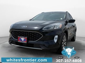 Used 2020 Ford Escape Titanium image 1