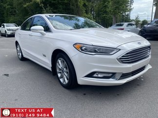 Used 2017 Ford Fusion Energi SE image 1