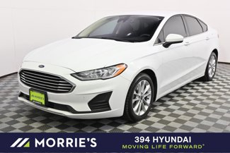 Used 2020 Ford Fusion SE image 1