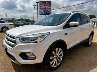Used 2017 Ford Escape Titanium image 1