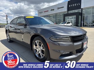 Used 2017 Dodge Charger SXT image 1