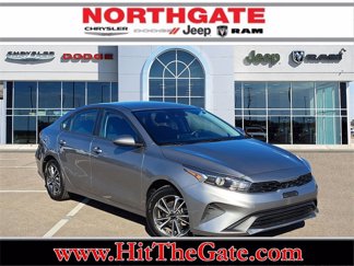 Used 2023 Kia Forte LXS image 1