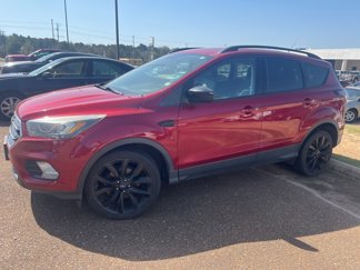 Used 2017 Ford Escape SE w/ Equipment Group 201A image 1