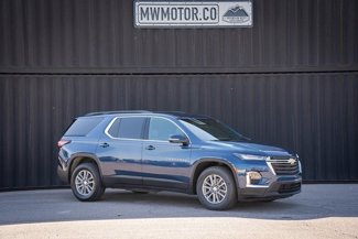 Used 2022 Chevrolet Traverse LT image 1