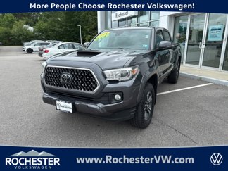 Used 2018 Toyota Tacoma TRD Sport w/ Technology Package image 1
