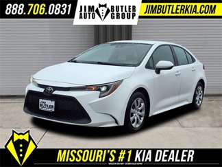 Used 2021 Toyota Corolla LE image 1