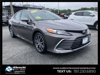 Used 2022 Toyota Camry XLE image 1