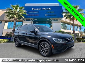 Used 2021 Volkswagen Tiguan SE w/ Panoramic Sunroof Package image 1